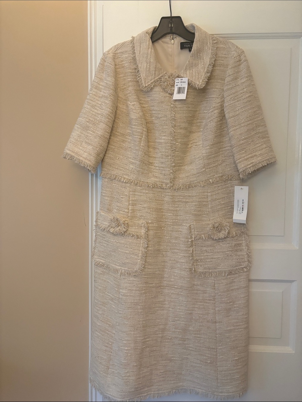 Teri Jon Cream Tweed Short-Sleeve Dress with Pocket Trim